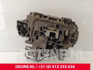 Porsche Taycan Rear door handle 4-door, left O263645 photo 2