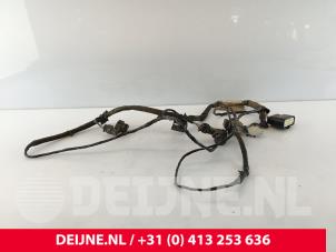 Gebruikte PDC Sensor Set Volvo V60 II (ZW) 2.0 T8 16V Plug-in Hybrid AWD Prijs € 125,00 Margeregeling aangeboden door van Deijne Onderdelen Uden B.V.