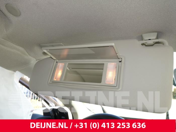 Volvo V40 Zonneklep O263771