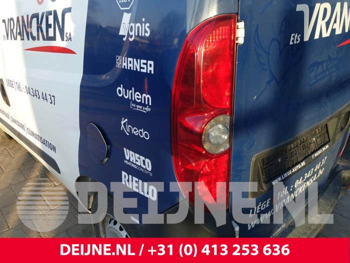Opel Combo Achterlicht links O263865