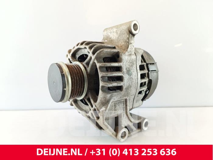 Gebruikte Dynamo Opel Combo 1.3 CDTI 16V ecoFlex Prijs € 42,35 Inclusief btw aangeboden door van Deijne Onderdelen Uden B.V.