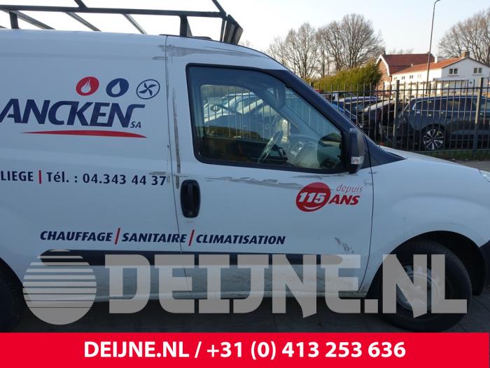 Opel Combo Tür 2-türig rechts O263889