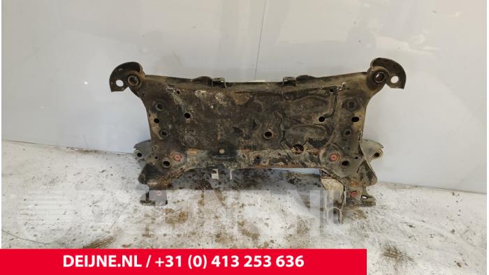Volvo V40 Subframe O264075