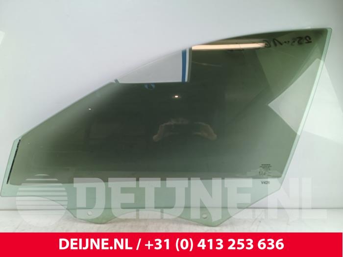 Volvo XC60 Door window 4-door, front left O264149