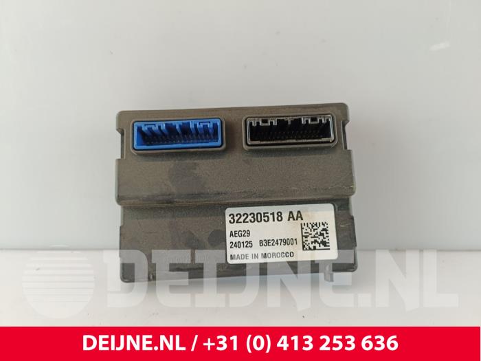 Gebruikte Module Bodycontrol Volvo V60 II (ZW) 2.0 T8 16V Recharge AWD Prijs € 125,00 Margeregeling aangeboden door van Deijne Onderdelen Uden B.V.