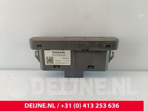Volvo V60 Schalter Heckklappe O264251 foto 3