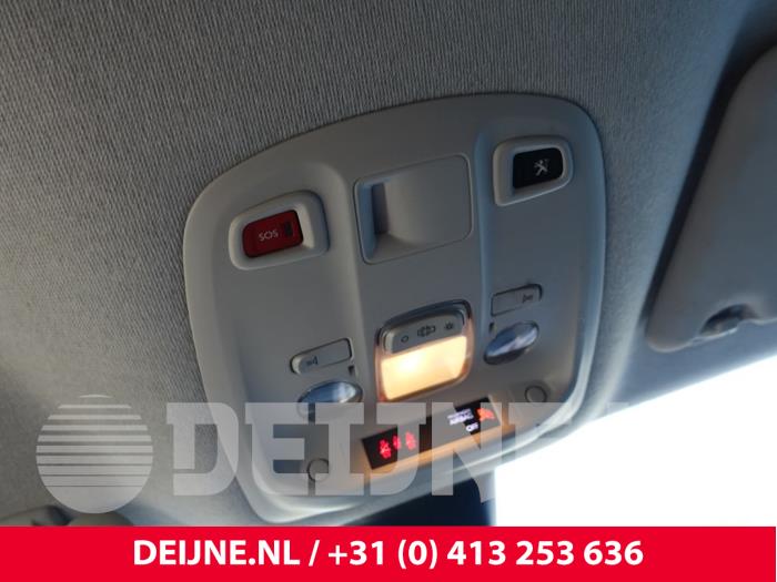 Peugeot Expert Interior lighting, front O264272