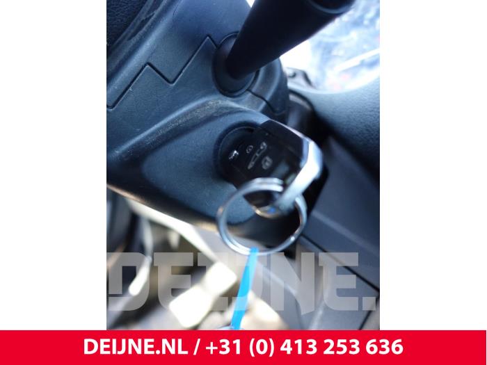 Peugeot Expert Ignition lock + key O264307