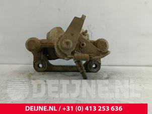 Renault Master Rear brake calliper, left O264369 photo 3