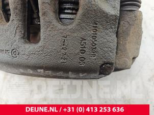 Renault Master Bremszange links vorne O264370 foto 3