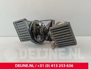 Gebruikte Toeter Volvo EX30 Single Motor Prijs € 48,40 Inclusief btw aangeboden door van Deijne Onderdelen Uden B.V.