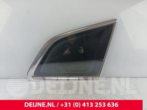 Gebruikte Extra Ruit 4Deurs rechts-achter Volvo XC60 II (UZ) 2.0 T4 16V Prijs € 150,00 Margeregeling aangeboden door van Deijne Onderdelen Uden B.V.