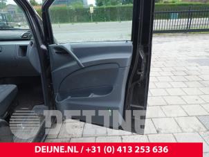 Mercedes Vito Door 2-door, right O264543 photo 2