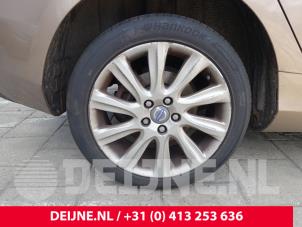 Volvo V40 Velgen set O264626 foto 2