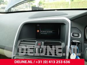 Gebruikte Display Interieur Volvo XC60 I (DZ) 2.4 D4 20V AWD Prijs op aanvraag aangeboden door van Deijne Onderdelen Uden B.V.
