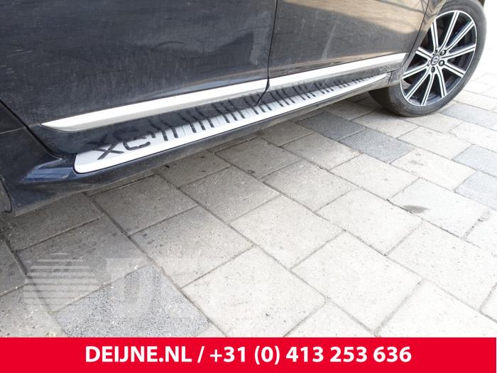 Volvo XC60 Seitenschürze rechts O264845
