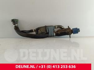 Gebruikte Vulpijp ad-blue tank Volkswagen Transporter T6 2.0 TDI Prijs € 60,50 Inclusief btw aangeboden door van Deijne Onderdelen Uden B.V.