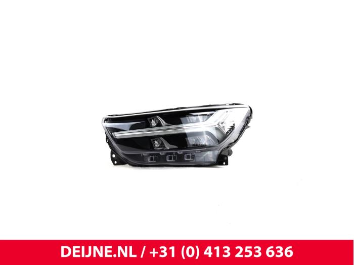 Volvo XC40 Headlight, left O9990002841
