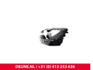 Volvo XC40 Headlight, left O9990002841 photo 2