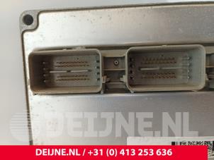 Volvo V50 Engine management computer O265273 photo 3