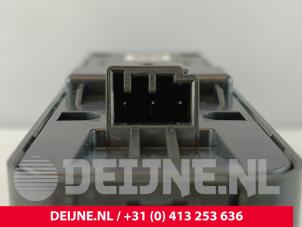 Volvo V60 Electric window switch O265340 photo 3