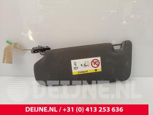 Lynk & Co 01 Zonneklep O265357 foto 2