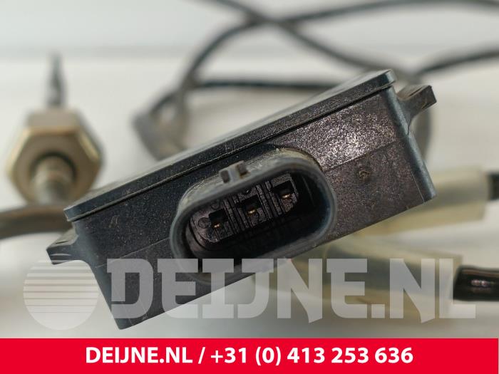 Temperatuursensor Motor van een Mercedes-Benz Vito (447.6) 2.0 116 CDI 16V 2024