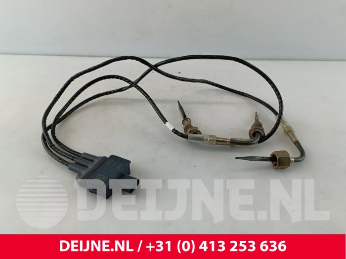 Temperatuursensor Motor van een Mercedes-Benz Vito (447.6) 2.0 116 CDI 16V 2024