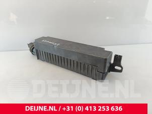 Porsche Taycan Sicherungskasten O265394 foto 2