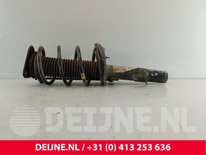 Volvo V40 Schokdemperpoot links-voor O265410