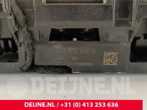 Porsche Taycan Portiergreep 4Deurs rechts-voor O265425 foto 3
