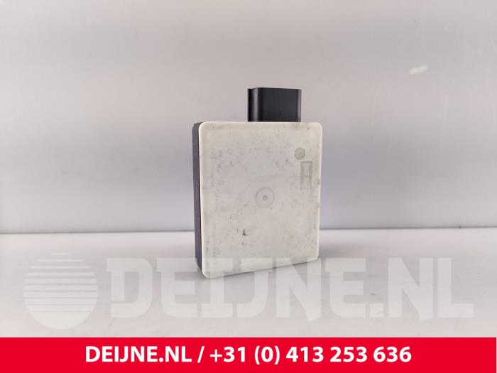 Gebruikte Dode hoek sensor Volvo EX30 Single Motor Prijs € 242,00 Inclusief btw aangeboden door van Deijne Onderdelen Uden B.V.