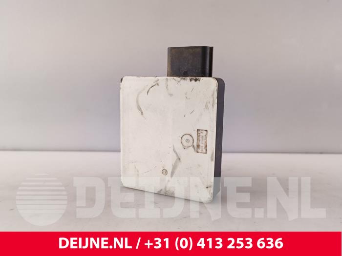 Gebruikte Dode hoek sensor Volvo EX30 Single Motor Prijs € 242,00 Inclusief btw aangeboden door van Deijne Onderdelen Uden B.V.