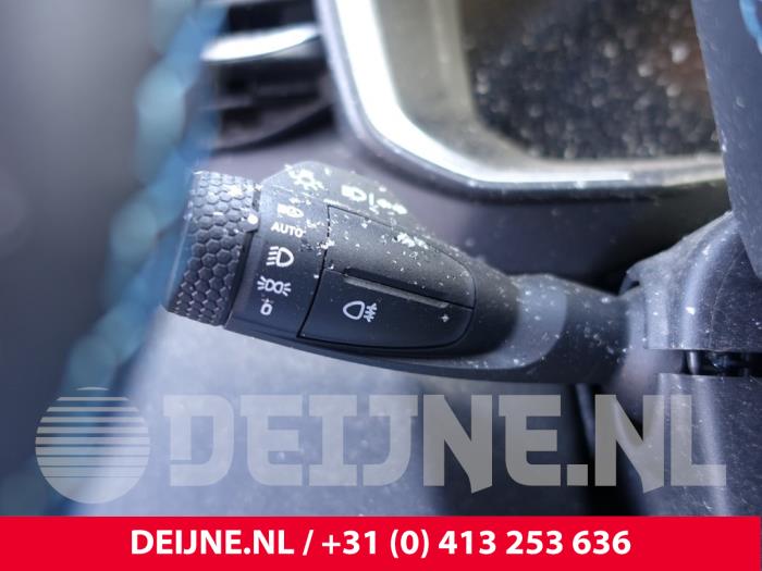 Lynk & Co 01 Combischakelaar Stuurkolom O265473