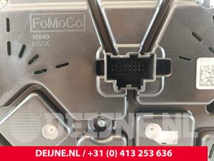 Ford Transit Custom Tacho - Kombiinstrument KM O265565 foto 3