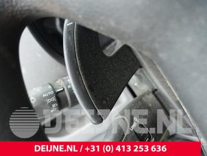Opel Vivaro Steering column stalk O265654 photo 2