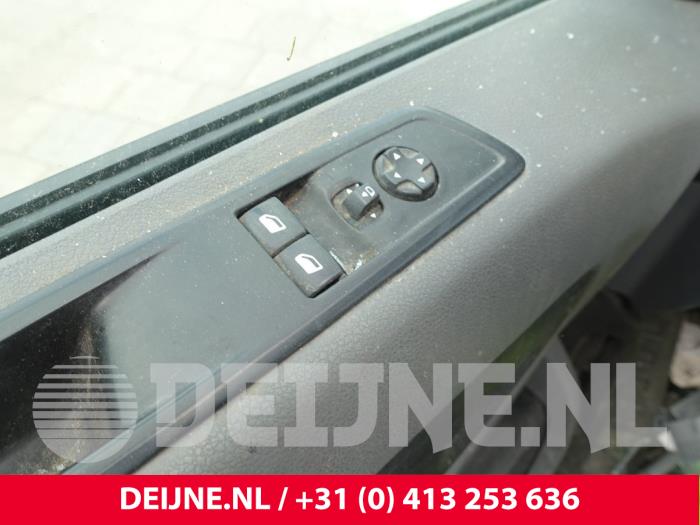 Opel Vivaro Elektrisch Raam Schakelaar O265660