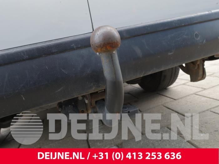 Opel Vivaro Anhängerkupplung O265680