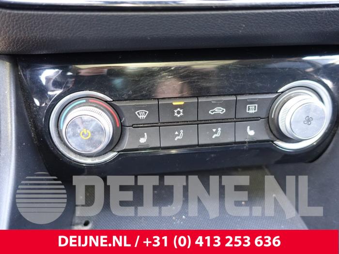 MG ZS Heizung Bedienpaneel O265725