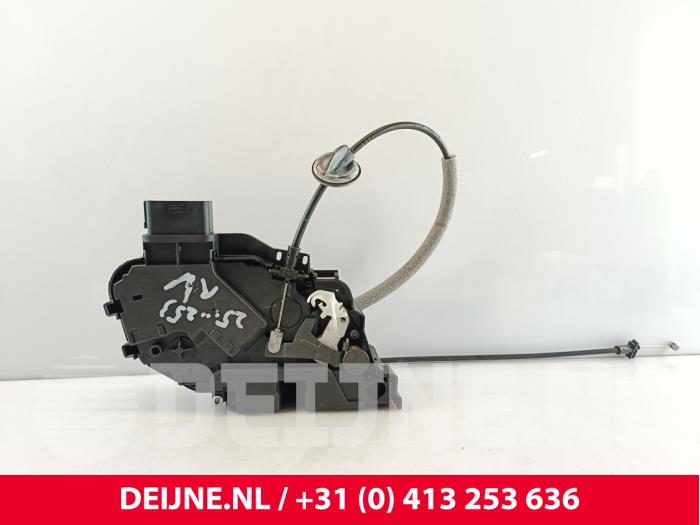 Volvo V70 Deurslot Mechaniek 4Deurs rechts-voor O265845