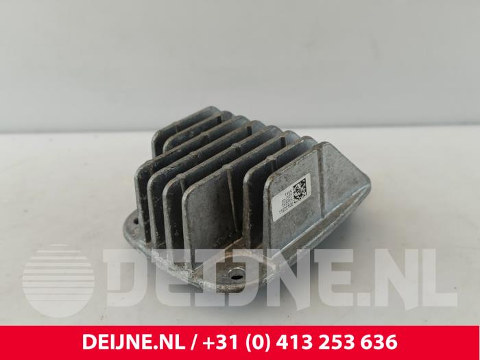 Gebruikte Module LED koplamp Volvo C70 (NC) 2.0 T 20V Prijs € 80,00 Margeregeling aangeboden door van Deijne Onderdelen Uden B.V.