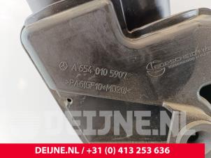 Mercedes Vito Resonantiehuis O265879 foto 3