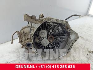 Mercedes Vito Gearbox O266043 photo 2