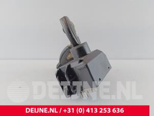 Mercedes Vito Ignition lock + key O266082 photo 2