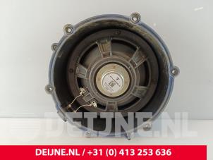 Porsche Taycan Luidspreker O266121 foto 2