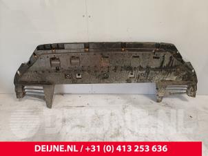 Gebruikte Motor Beschermplaat Peugeot Partner (EA//EF/EN/EU) e-Partner 50 kWh Prijs € 48,40 Inclusief btw aangeboden door van Deijne Onderdelen Uden B.V.