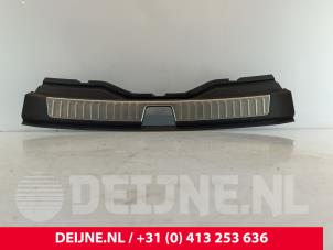 Gebruikte Bekleding achterinstap Lynk &amp; Co 01 1.5 PHEV Prijs € 48,40 Inclusief btw aangeboden door van Deijne Onderdelen Uden B.V.