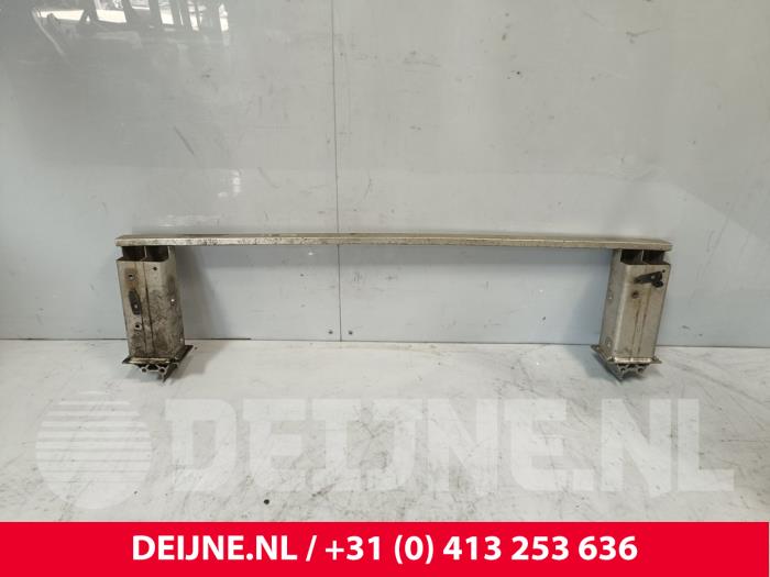 Volvo V90 Radiatorbalken O266265