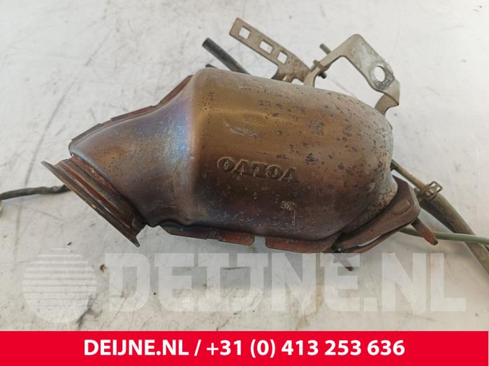 Gebruikte Roetfilter Volvo XC40 (XZ) 1.5 T3 12V Prijs € 450,00 Margeregeling aangeboden door van Deijne Onderdelen Uden B.V.