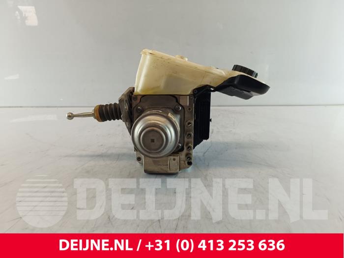 Volvo V60 ABS Pumpe O266299
